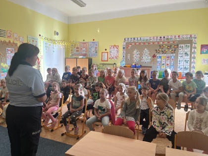 Zebra se za tebe nerozhlédne - preventivní program u druháčků