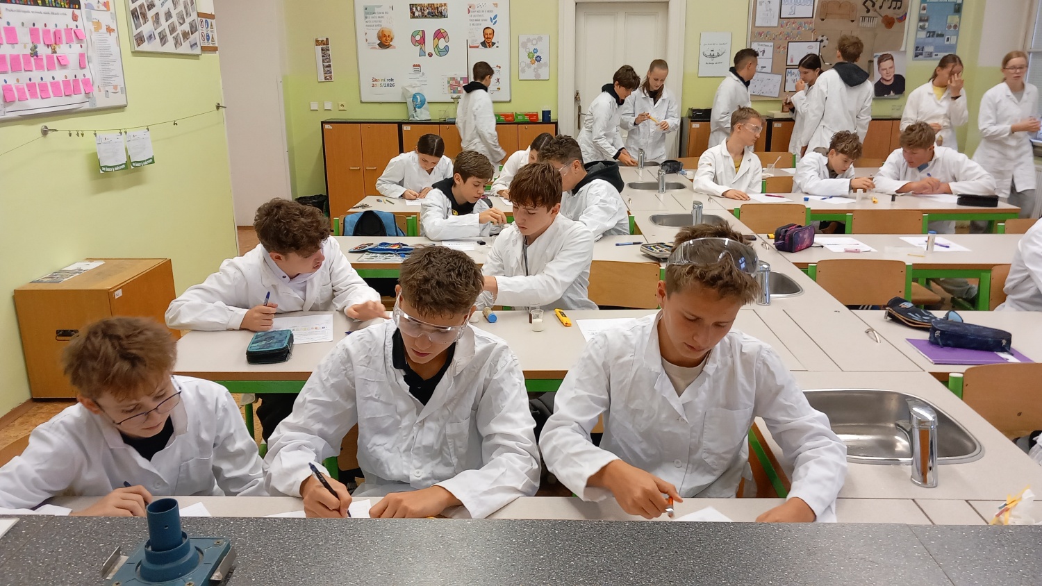 Laboratorní práce v IX. C